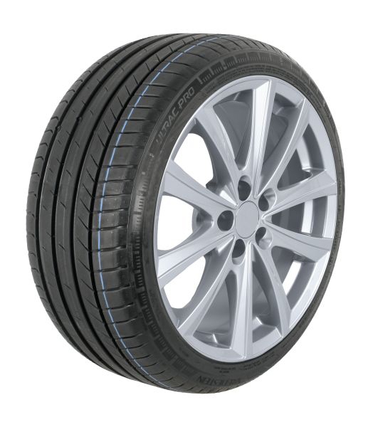 8714692805240 Vredestein Passenger Summer Tyre Vredestein Ultrac Pro 305/40 R20 112Y XL