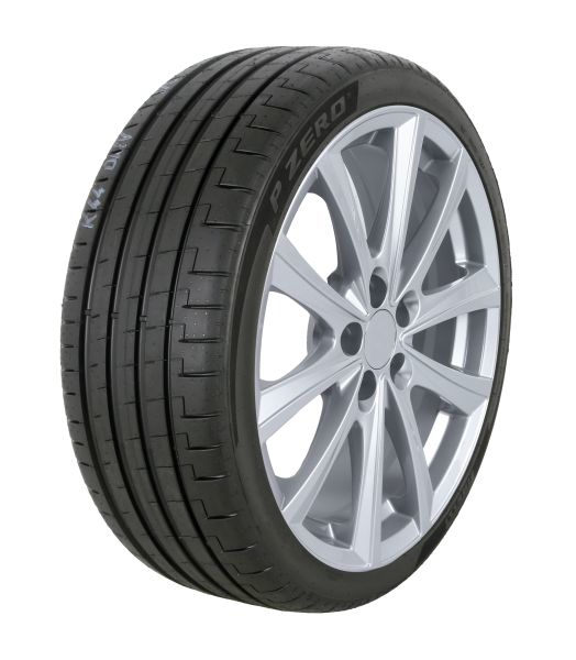 42617 Pirelli Passenger Summer Tyre Pirelli PZero PZ5 325/35 R23 111Y