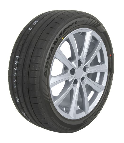 R4308 Yokohama Passenger Summer Tyre Yokohama Advan Sport V107 325/35 R22 114Y XL