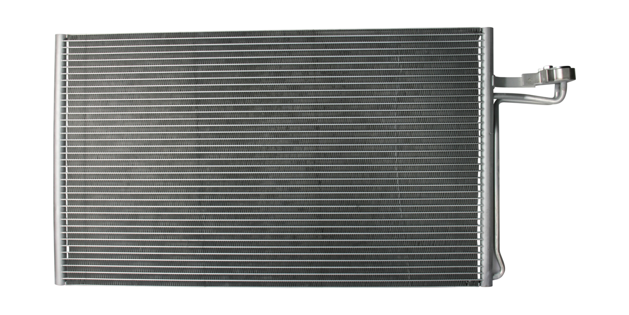 Air con condenser Volvo C30: 1986AD2088 Bosch AC Condenser