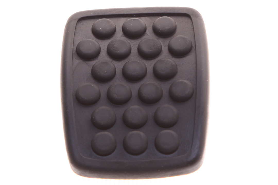3132187204 Toyota Clutch pedal cover