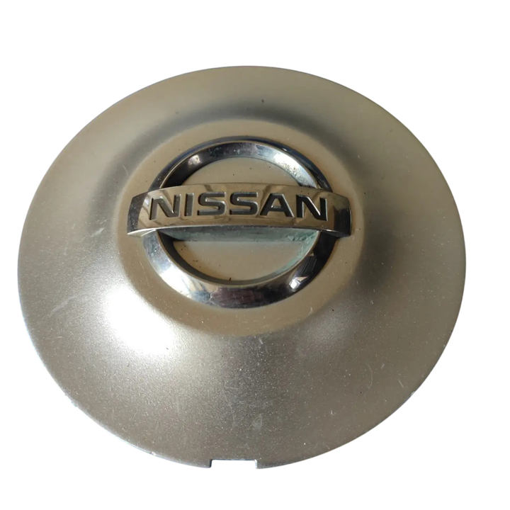 40315JN02A Nissan Alloy wheel center cap