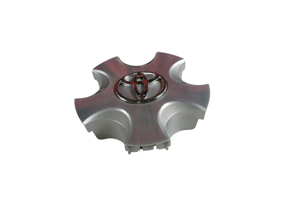 4260328370 Toyota Alloy wheel center cap