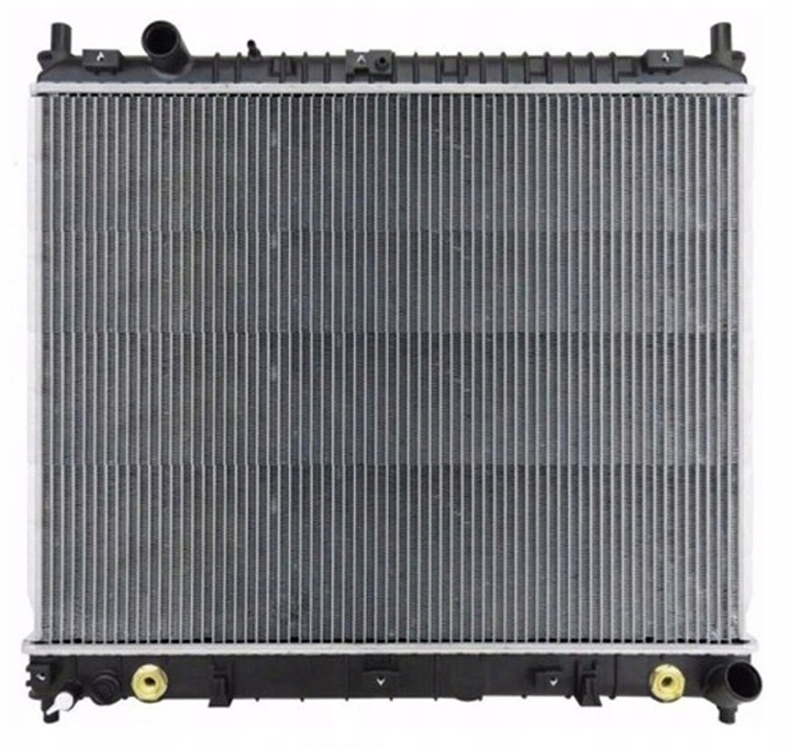 Engine radiator Ssangyong: 7116081 Polcar Engine cooling radiator