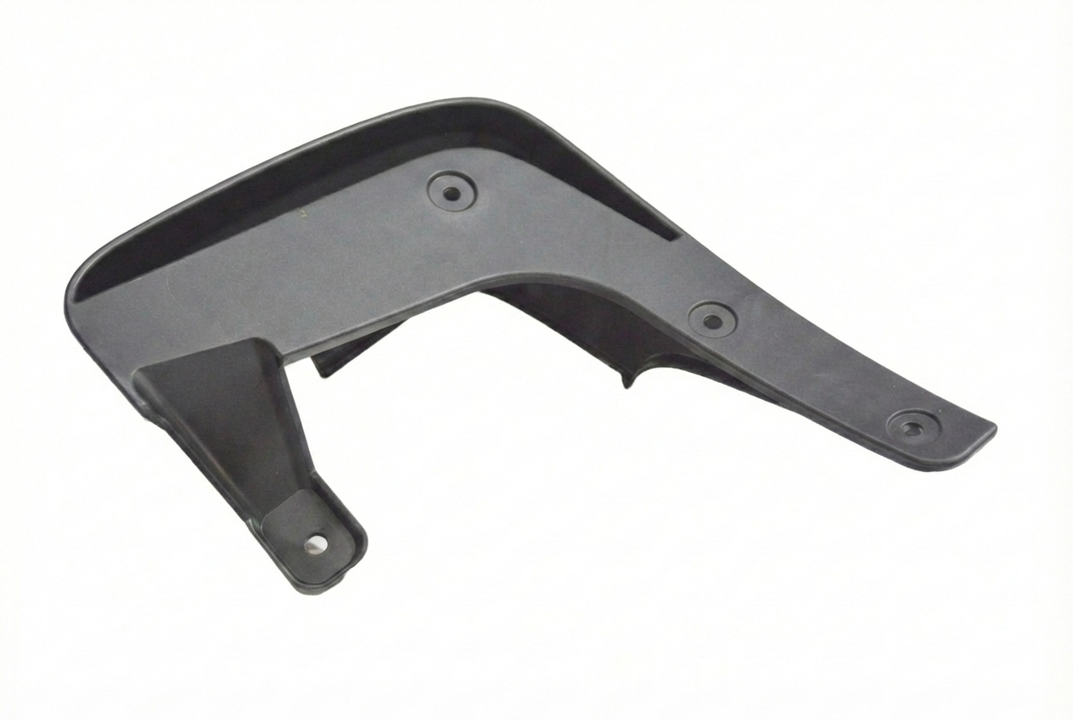 868322S000 Hyundai/Kia Front right mudguard