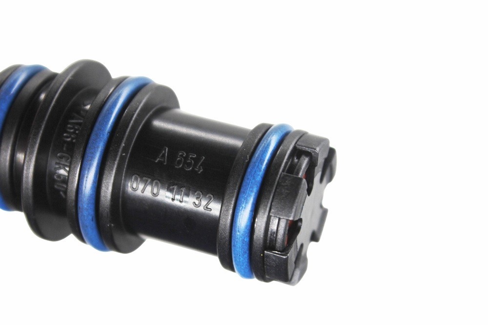 Vacuum tube Mercedes A 654 070 11 32