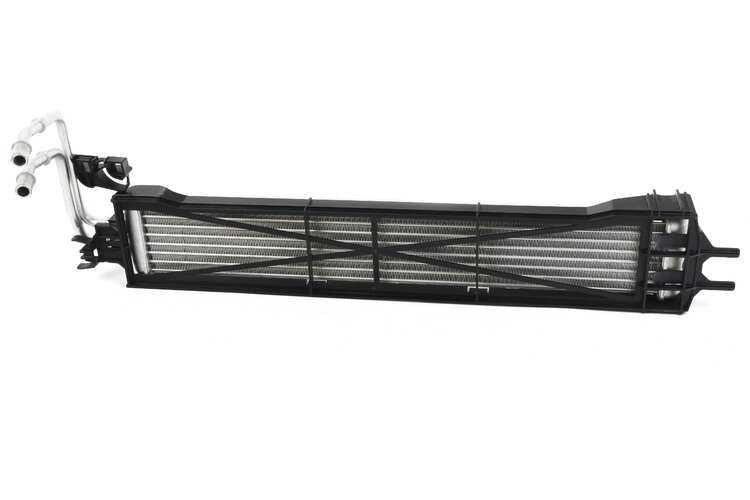 17218697884 BMW Oil cooler