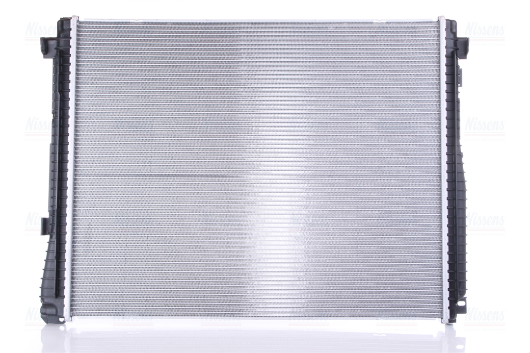Engine cooling radiator Nissens 606785