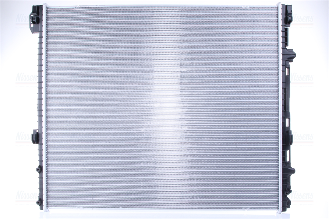 Engine cooling radiator Nissens 606979
