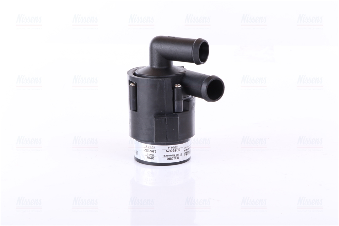 Coolant pump Nissens 831380