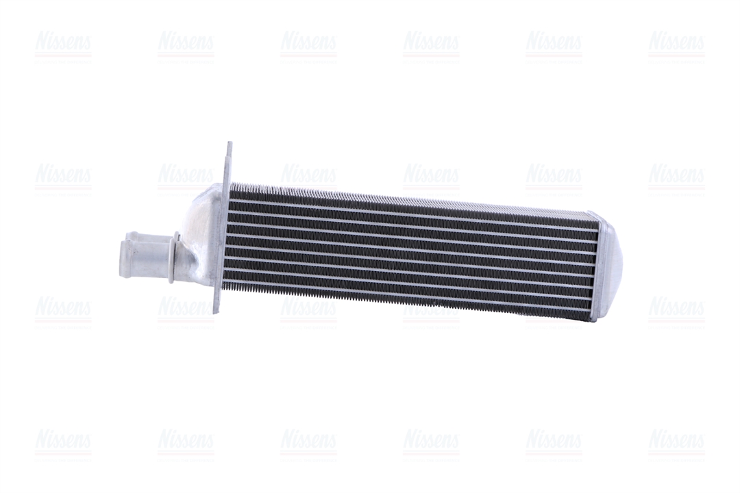 Intercooler, charger Nissens 961221