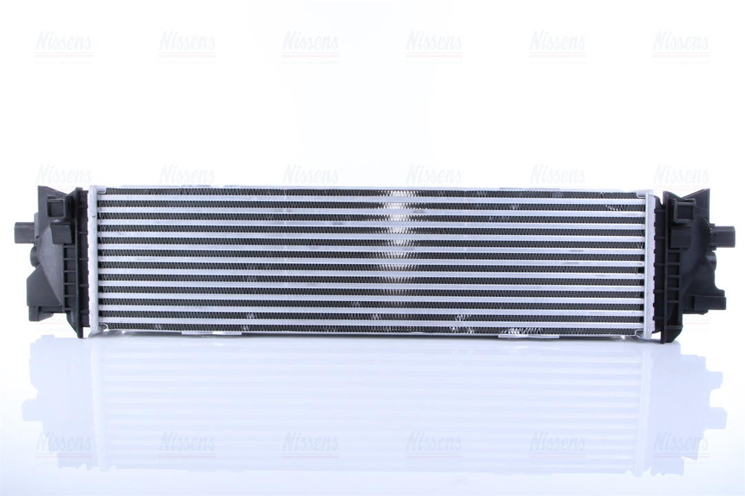 Intercooler, charger Nissens 961265
