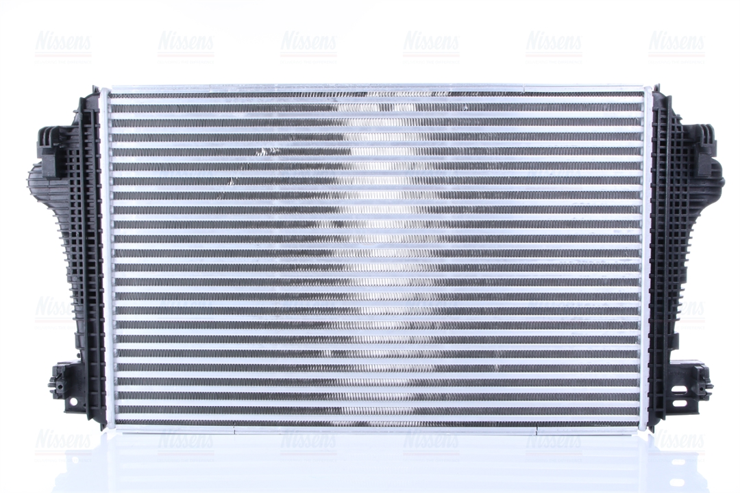 Intercooler, charger Nissens 961601