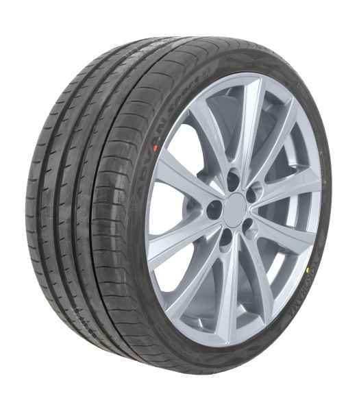 R7372 Yokohama Passenger Summer Tyre Yokohama Advan Sport V105 315/35 R20 110Y XL ZP