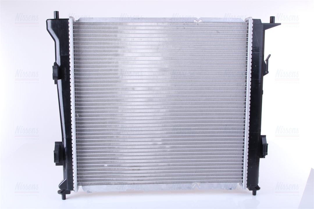 Engine cooling radiator Nissens 675016