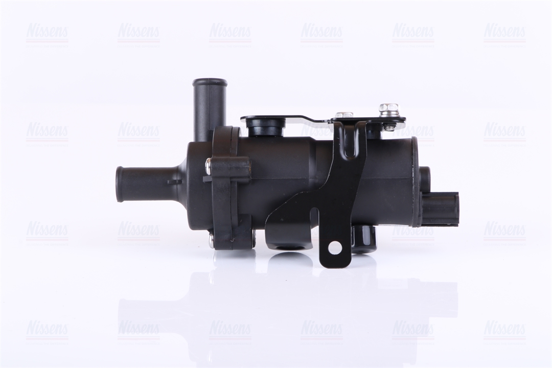 831114 Nissens Water pump