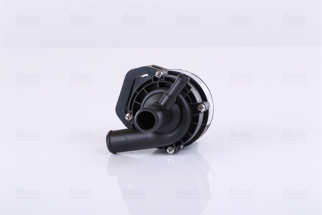 Nissens 831118 Water pump 831118 831118 Nissens Water pump