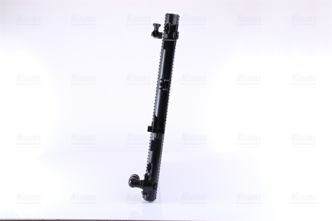 Engine cooling radiator Nissens 628965