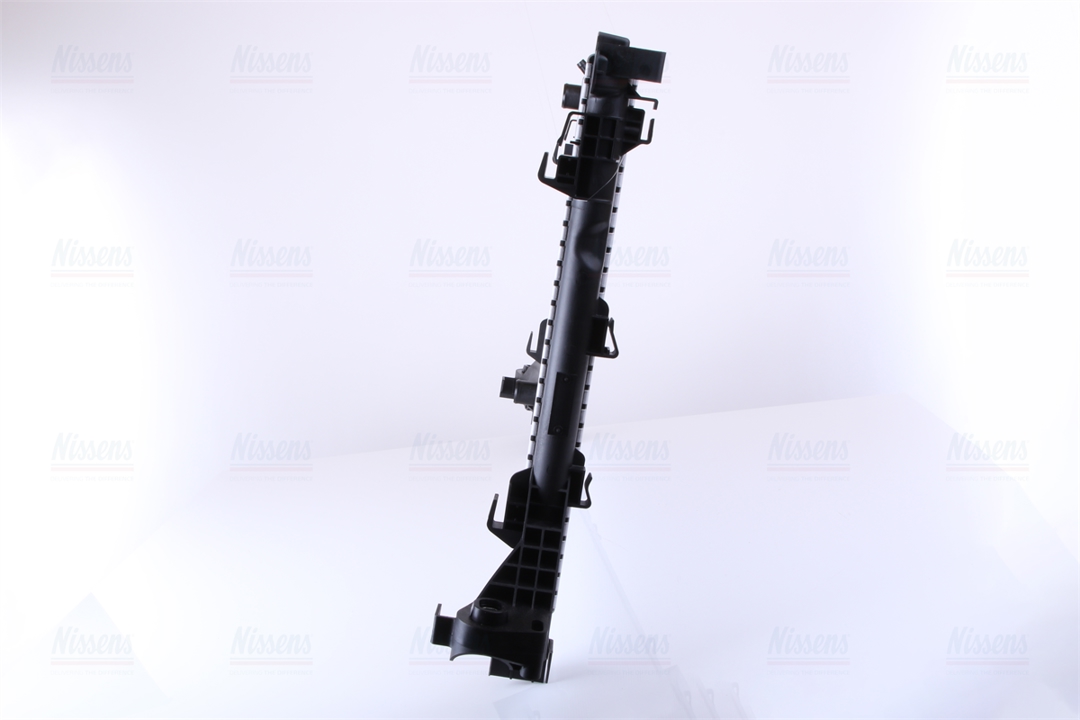 Engine cooling radiator Nissens 630732