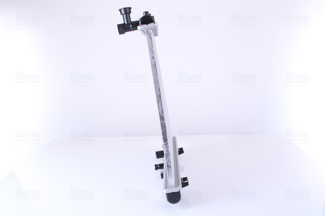 Engine cooling radiator Nissens 641758