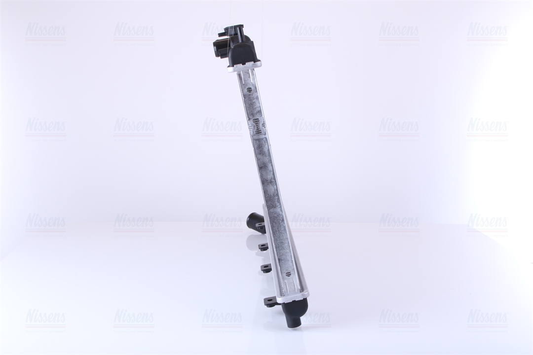 Engine cooling radiator Nissens 67737