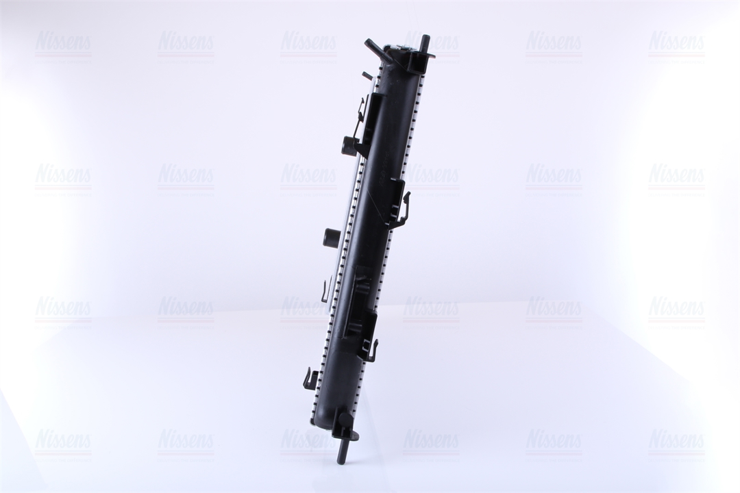 Engine cooling radiator Nissens 67367