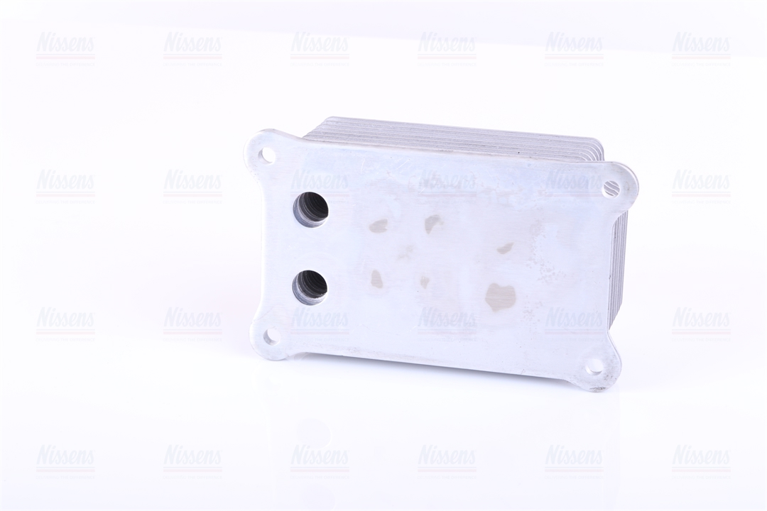 Oil cooler Nissens 90698
