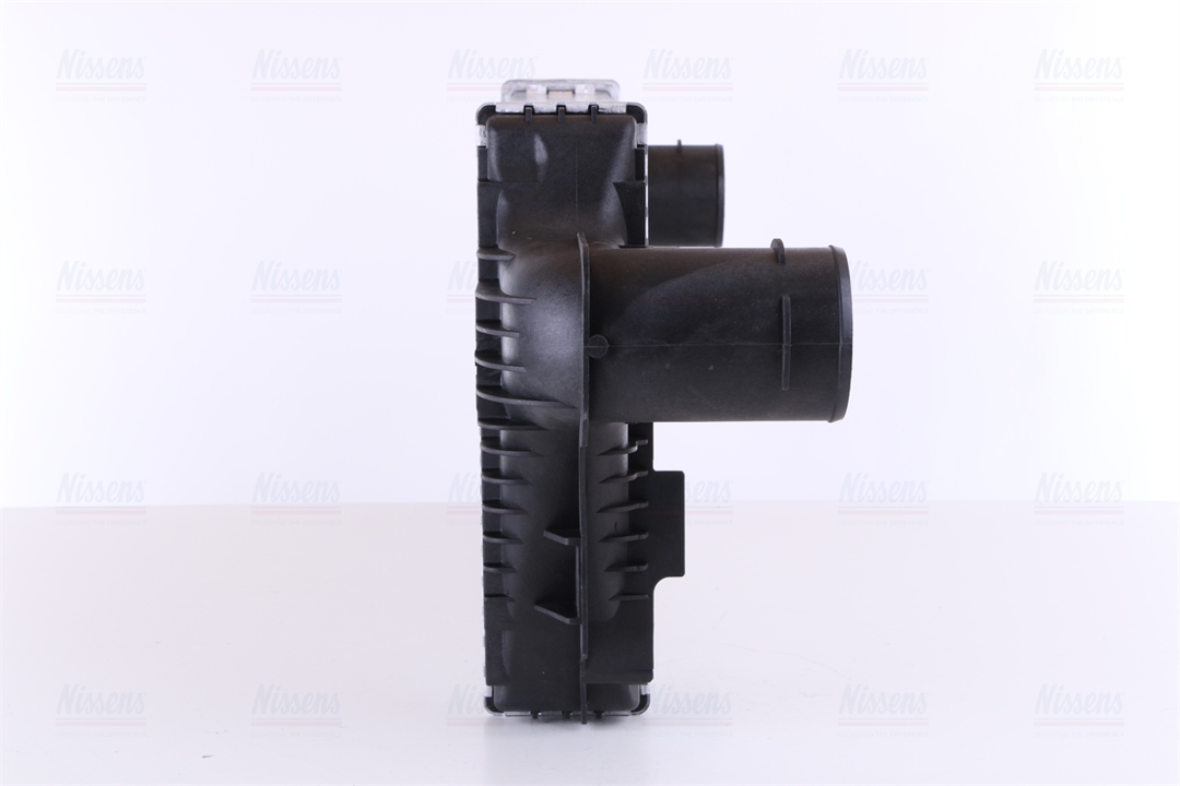 Intercooler, charger Nissens 96438
