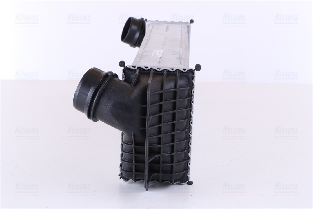 Intercooler, charger Nissens 96441