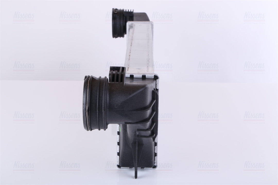 Intercooler, charger Nissens 96387