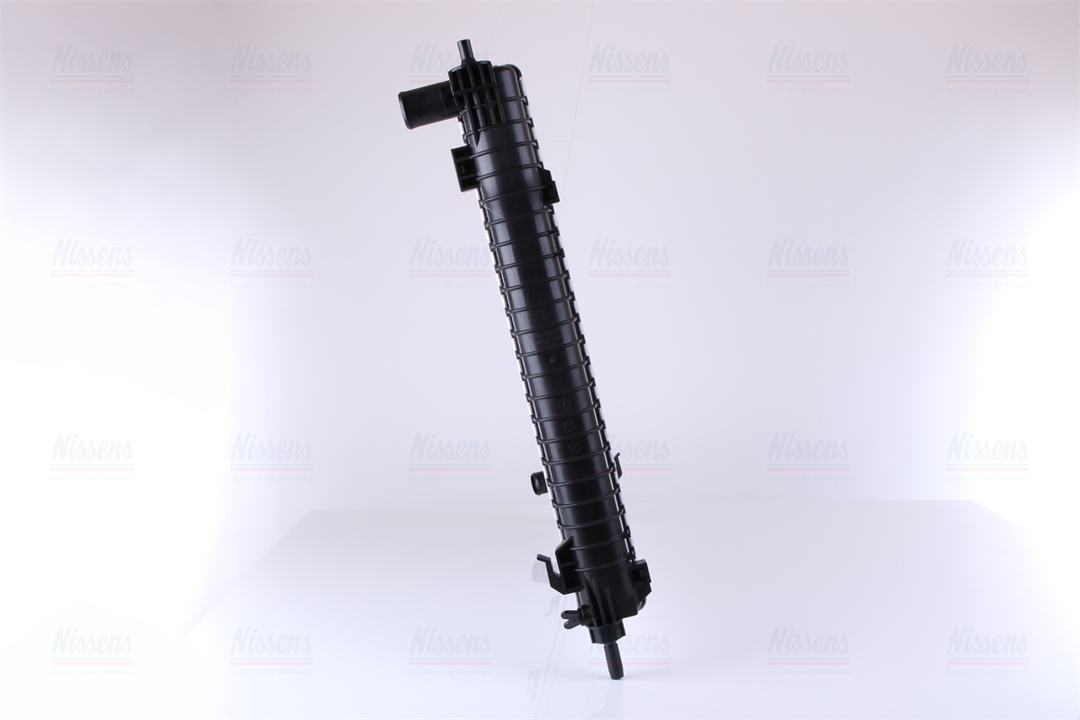 Engine cooling radiator Nissens 616905