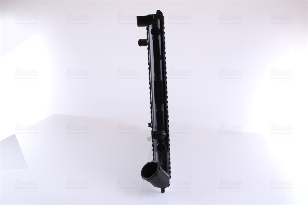 Engine cooling radiator Nissens 63733