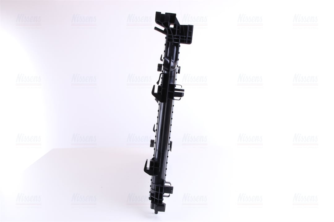 Engine cooling radiator Nissens 637623