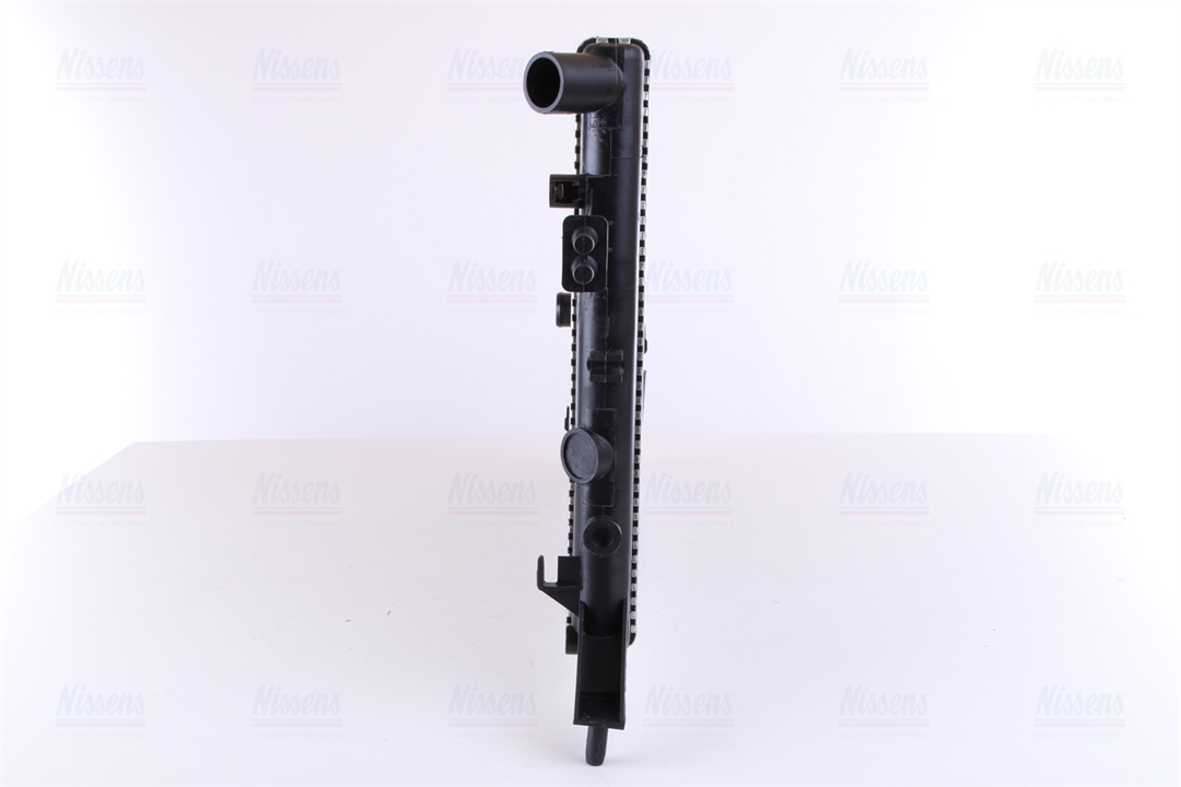 Engine cooling radiator Nissens 63005A