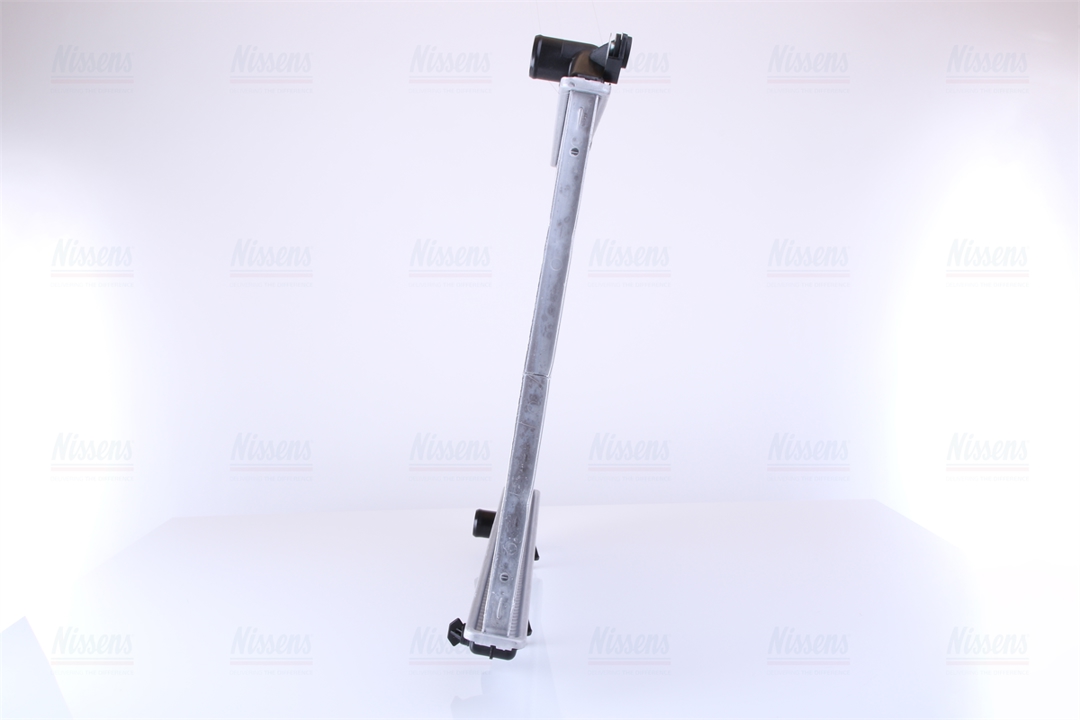 Engine cooling radiator Nissens 62988