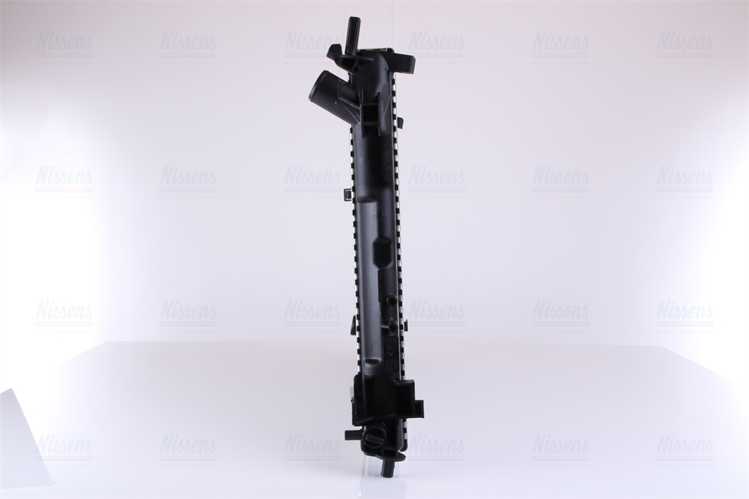 Engine cooling radiator Nissens 63023
