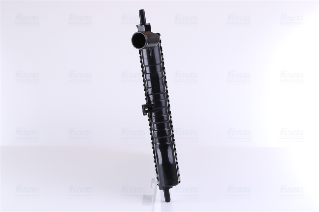 Engine cooling radiator Nissens 63050A