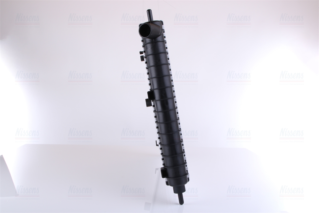 Engine cooling radiator Nissens 63058A