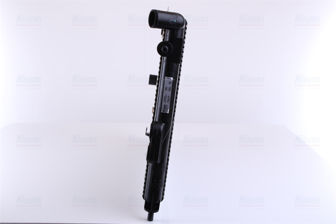 Engine cooling radiator Nissens 630641