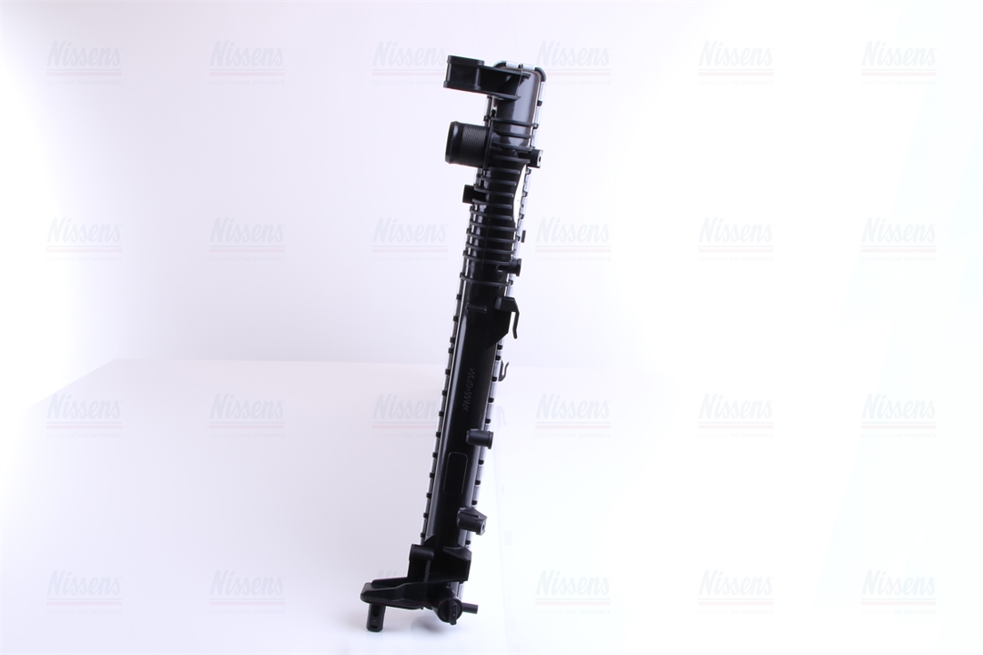Engine cooling radiator Nissens 630709