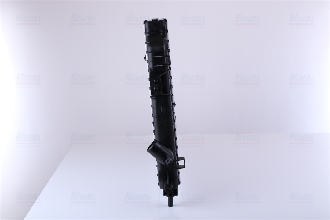 Engine cooling radiator Nissens 630705