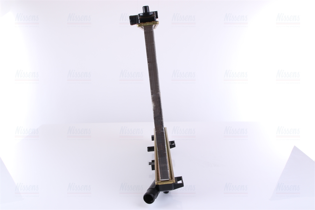 Engine cooling radiator Nissens 630708