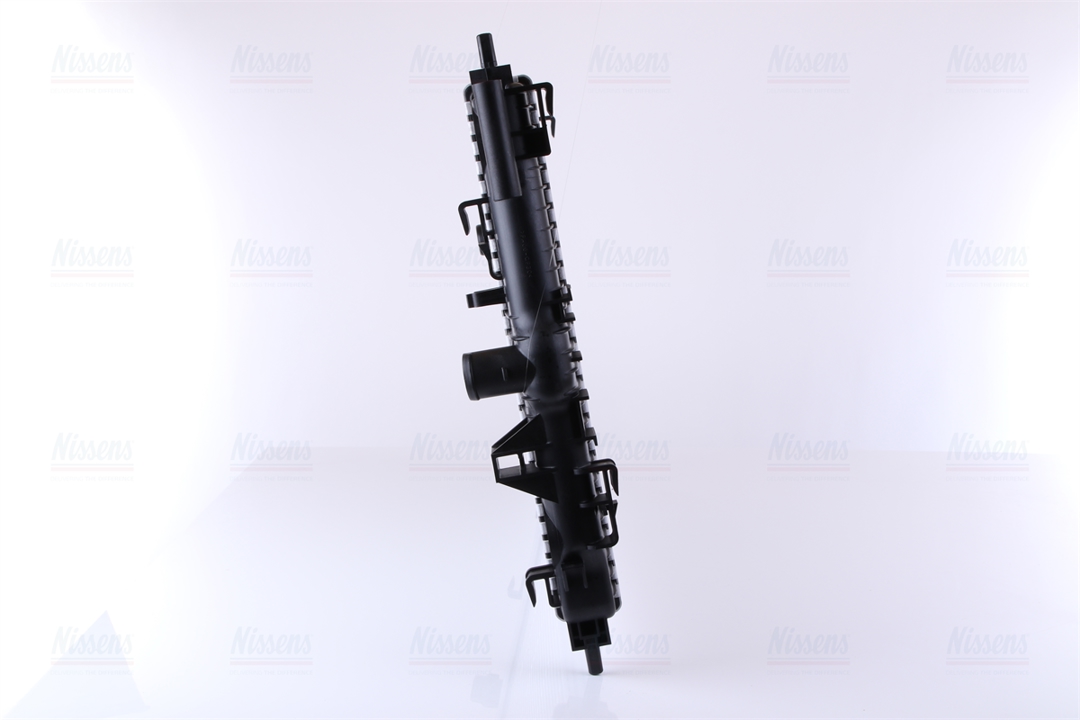 Engine cooling radiator Nissens 630745