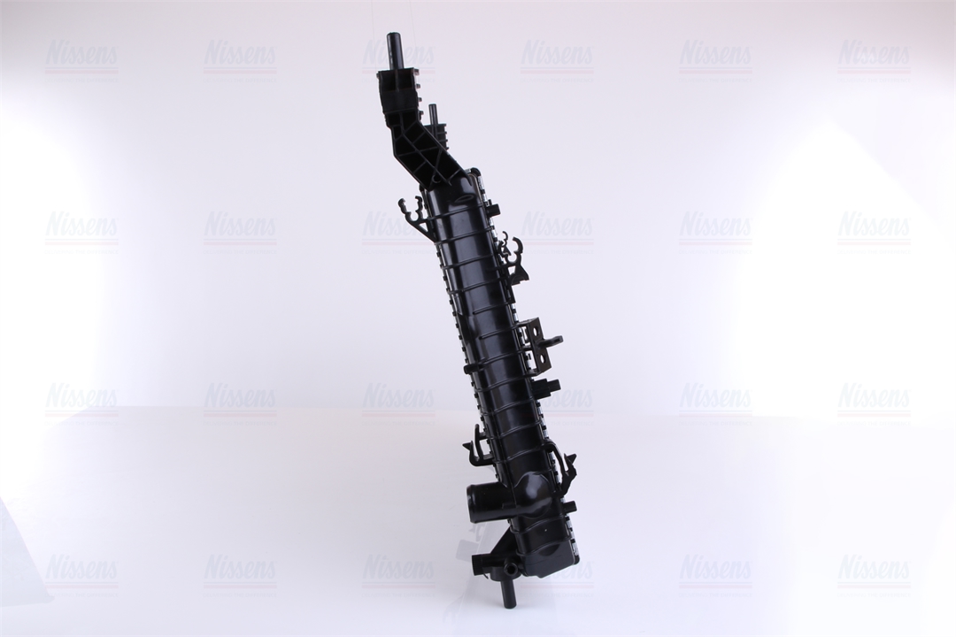 Engine cooling radiator Nissens 63087A