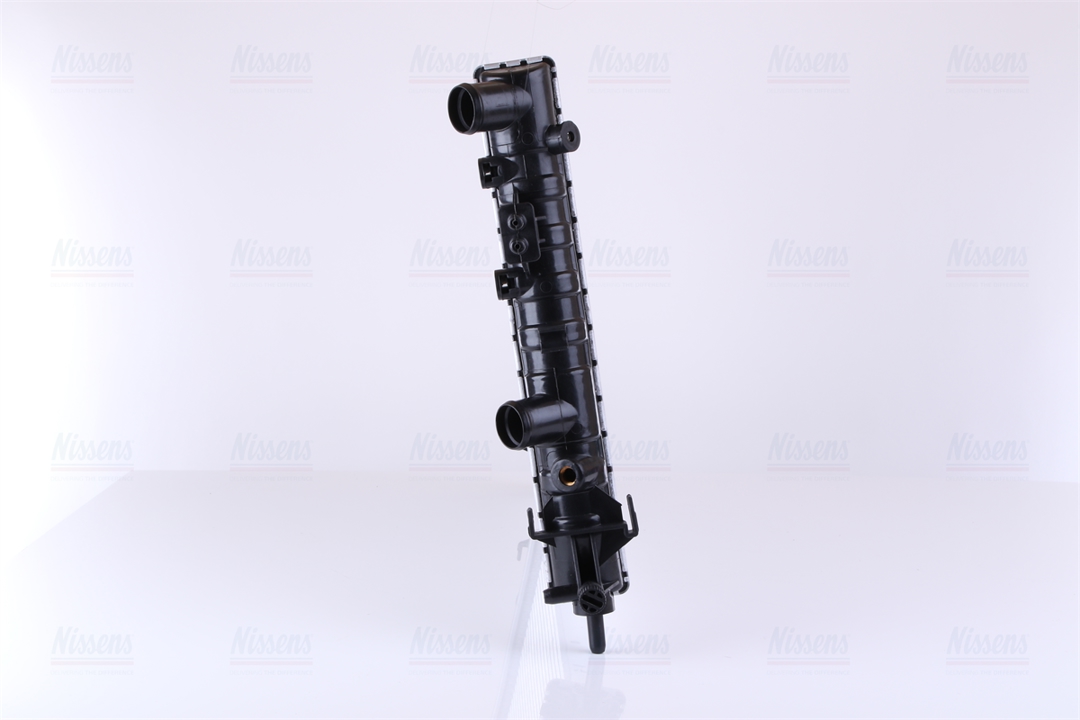 Engine cooling radiator Nissens 63095A