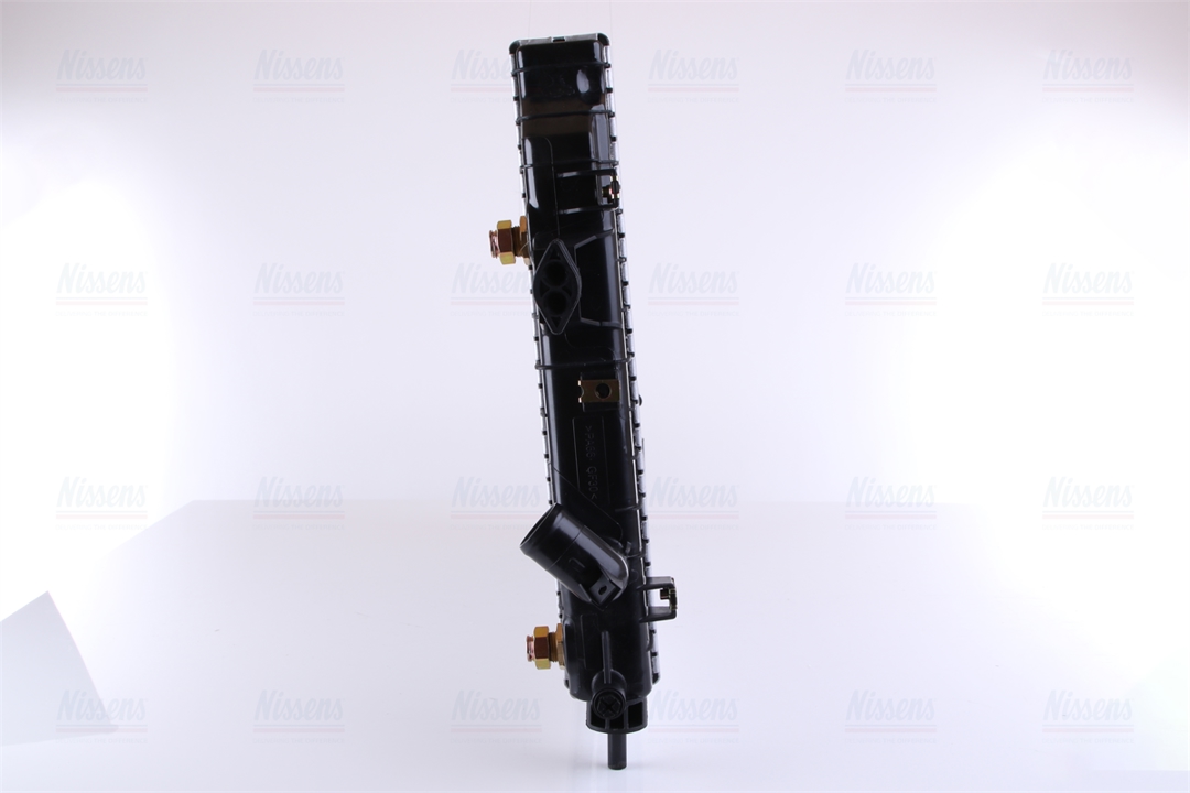 Engine cooling radiator Nissens 63115A