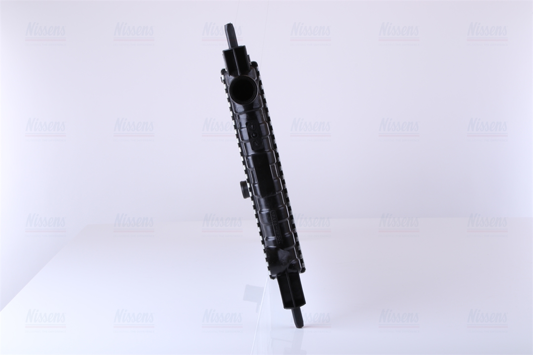 Engine cooling radiator Nissens 632381