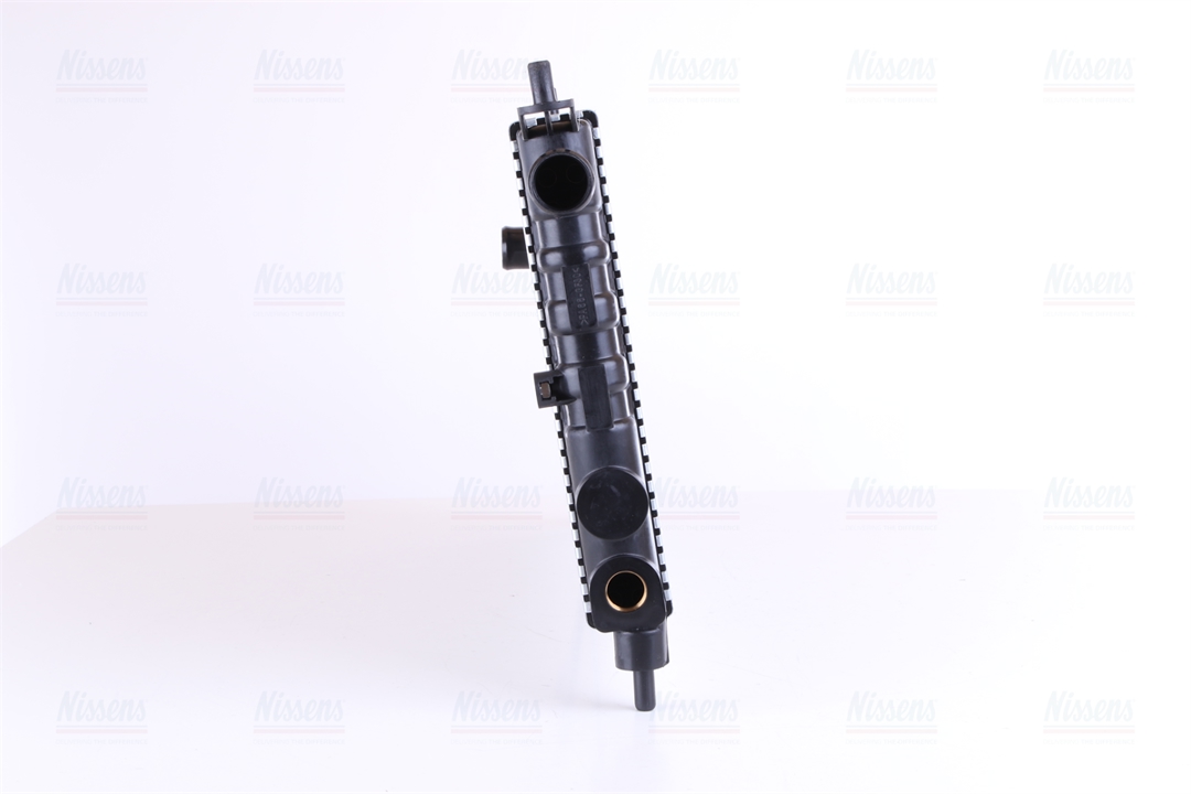 Engine cooling radiator Nissens 632851