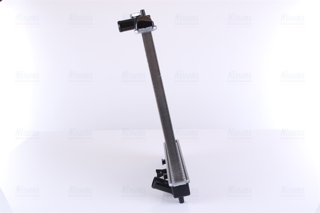 Engine cooling radiator Nissens 63309A