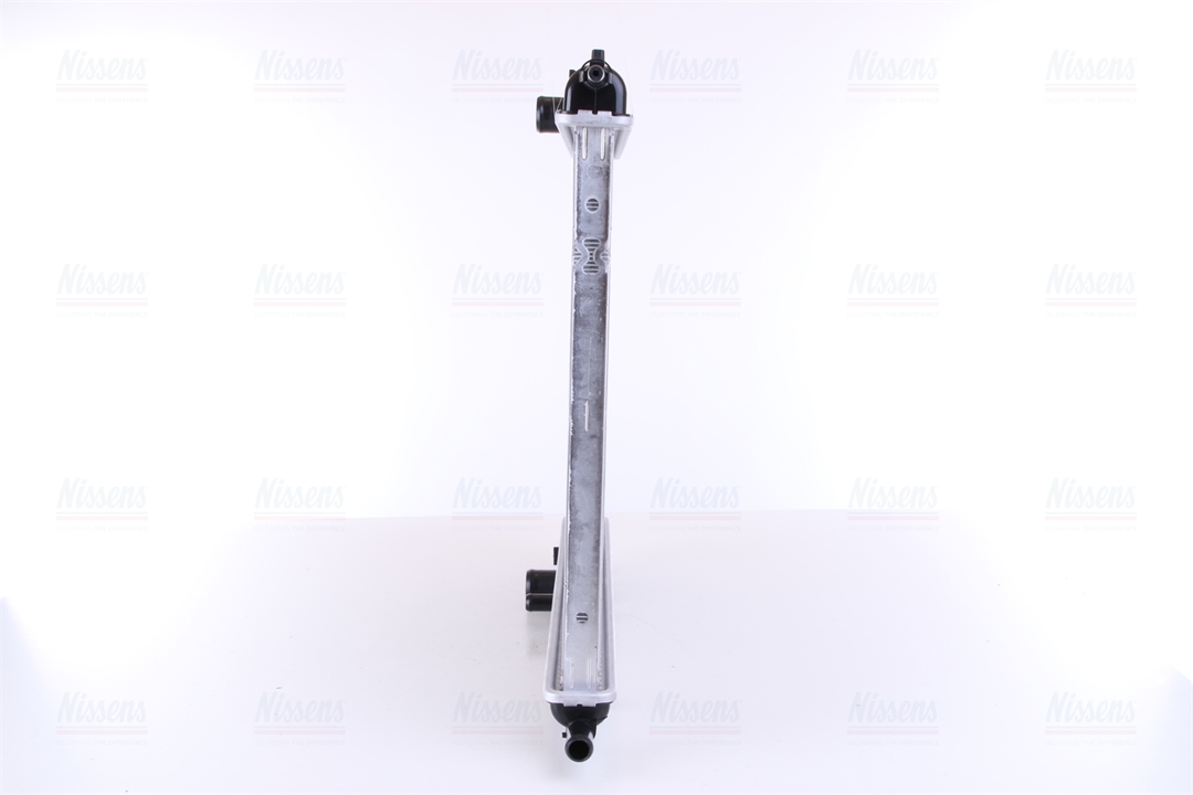 Engine cooling radiator Nissens 63502A